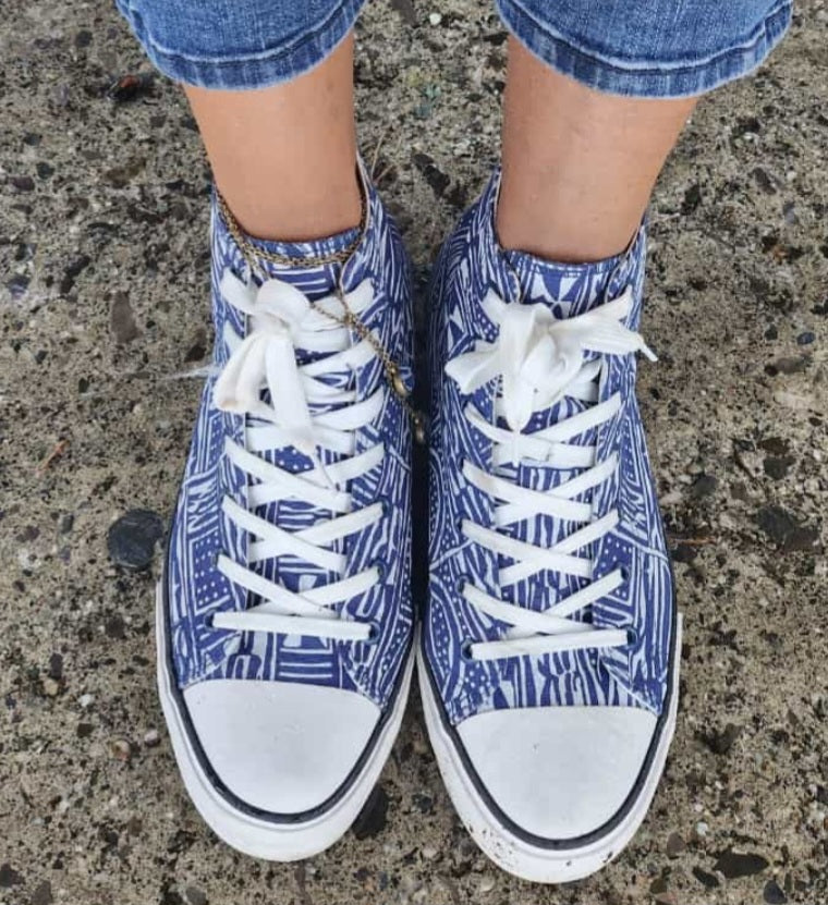 a/ NDOPI SNEAKERS by Laura Loudjop inspired by Shama B.